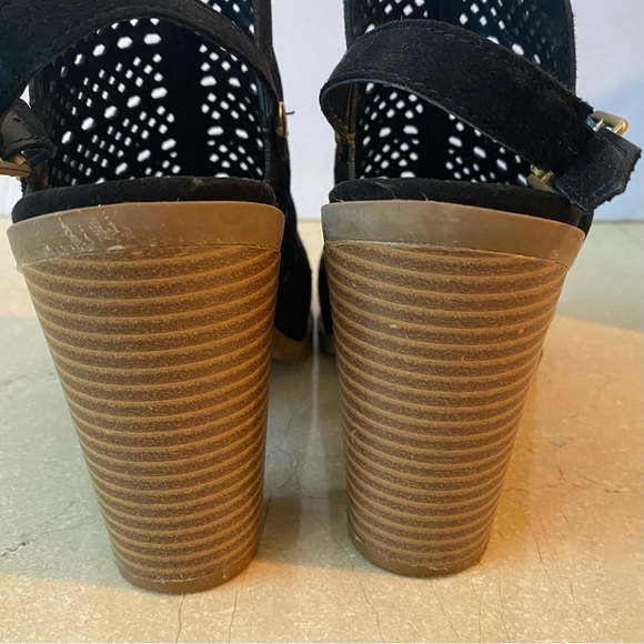 DV by Dolce Vita Black Peep Toe Shoes "Kassi" Size 6.5 - Picture 8 of 11